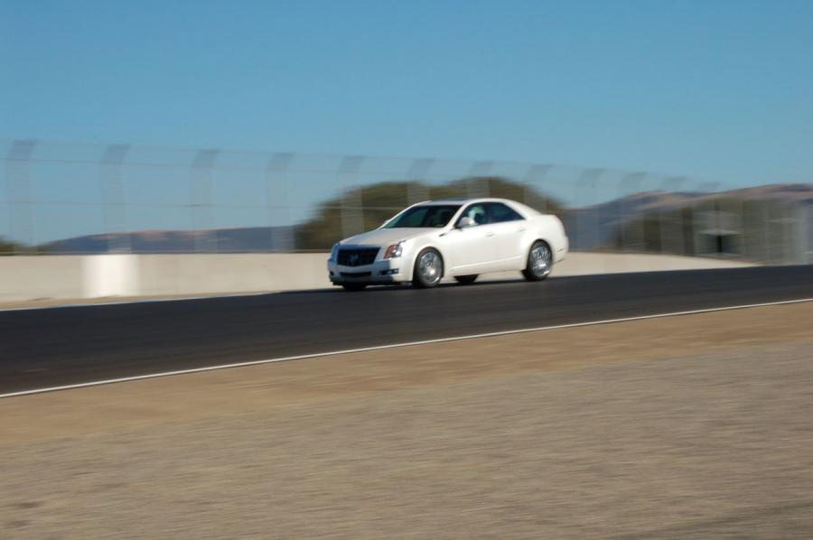  Cadillac CTS 2008 года  (фото 206 из 293)